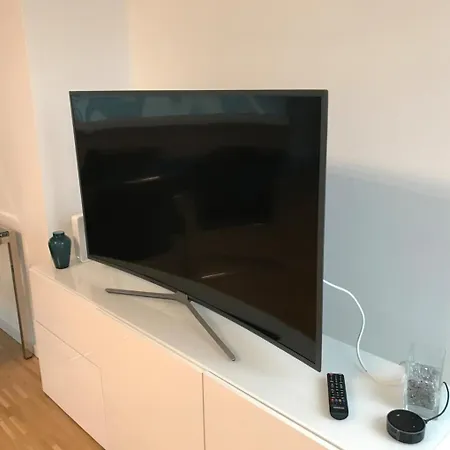 3bd Apt Messe Apartment *
