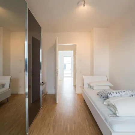 Apartment 3bd Apt Messe *