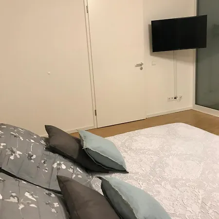 Apartment 3bd Apt Messe *
