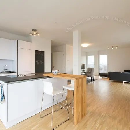 3bd Apt Messe Apartment